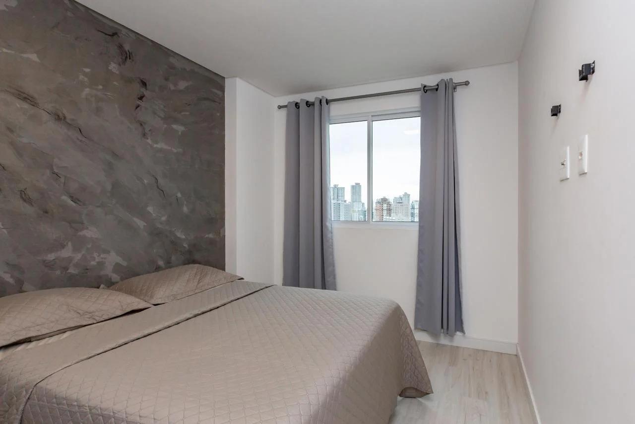 Apartamento à Venda em Meia Praia - Itapema - Santa Catarina - APARTAMENTO A VENDA EM ITAPEMA