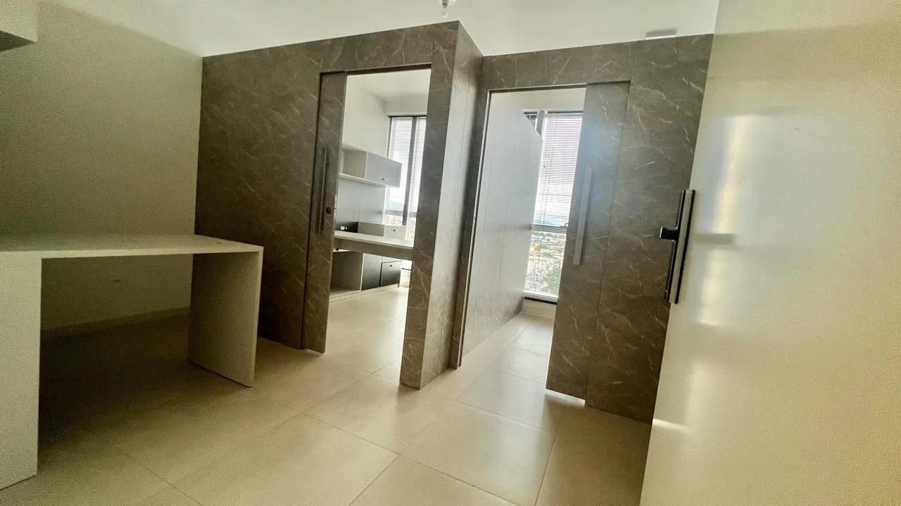 Sala Comercial à Venda em Centro - Palhoça - Santa Catarina - SALA COMERCIAL NA PALHOÇA