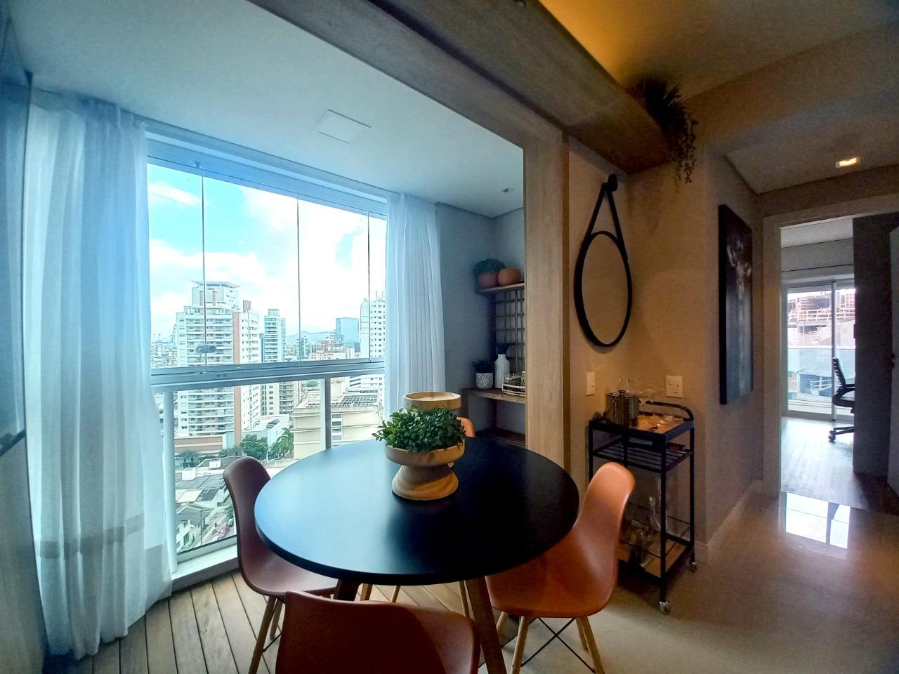 Apartamento à Venda Próximo ao Mar em Centro - Itajaí - Santa Catarina