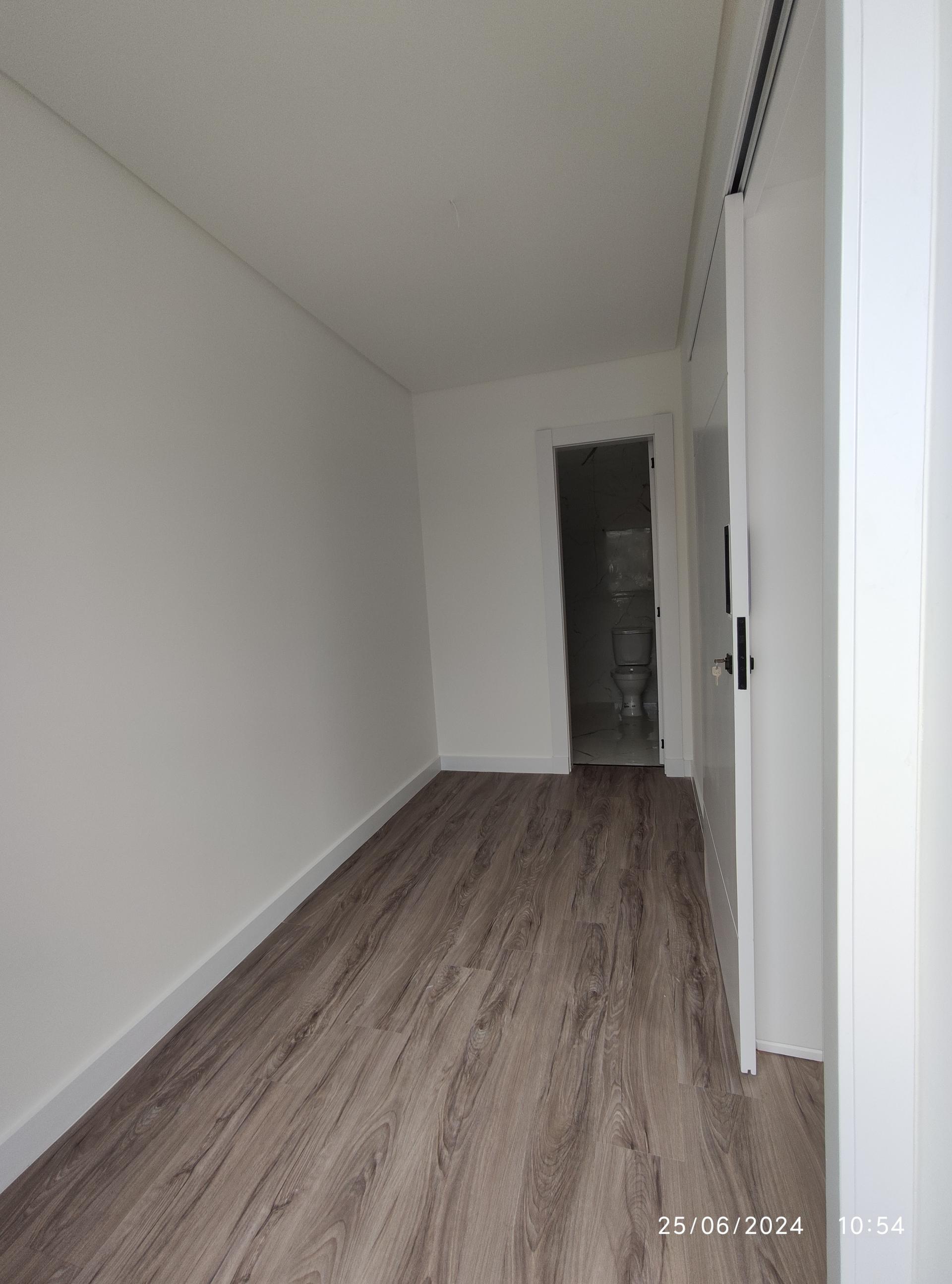 Sobrado Geminado à Venda em São João - Itajaí - Santa Catarina - RESIDENCIAL KALITOS EM ITAJAI