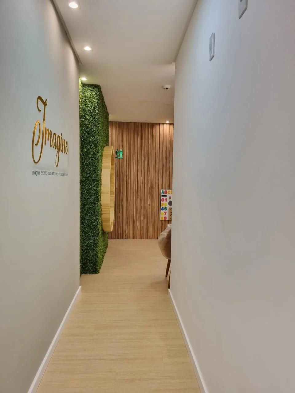 Sala Comercial à Venda em Pioneiros - Balneário Camboriú - Santa Catarina - SALA COMERCIAL A VENDA EM BALNEARIO CAMBORIU