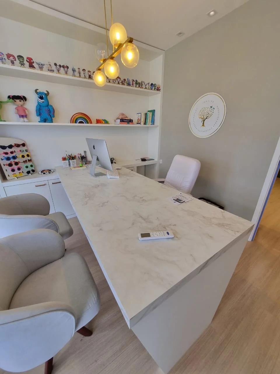 Sala Comercial à Venda em Pioneiros - Balneário Camboriú - Santa Catarina - SALA COMERCIAL A VENDA EM BALNEARIO CAMBORIU