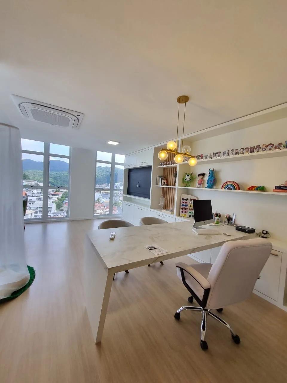 Sala Comercial à Venda em Pioneiros - Balneário Camboriú - Santa Catarina - SALA COMERCIAL A VENDA EM BALNEARIO CAMBORIU