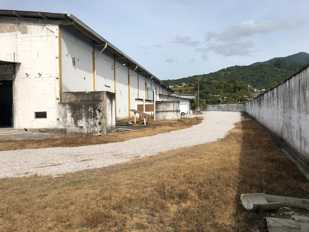 Galpão à Venda em Povoado de Barracão - Gaspar - Santa Catarina