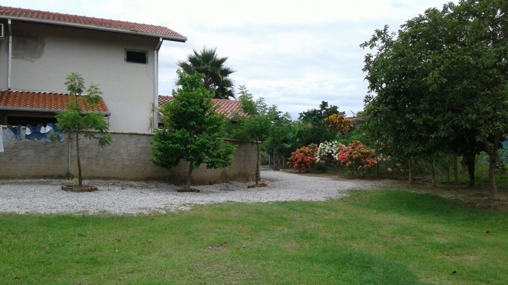 CASA ALTO PADRÃO LIMOEIRO