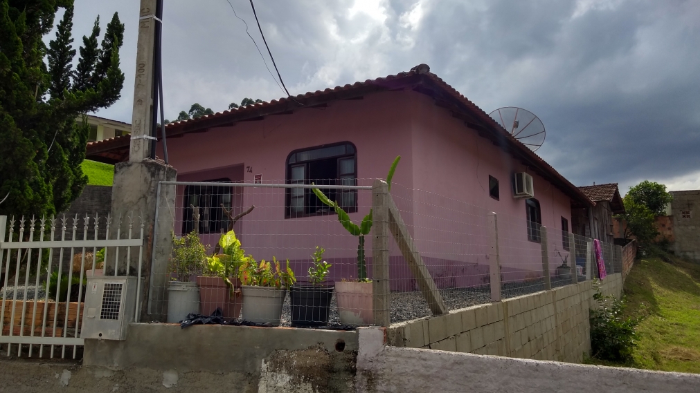 Casa à Venda em Poço Fundo - Brusque - Santa Catarina