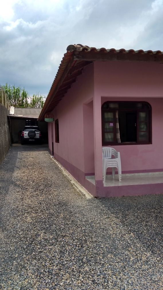 Casa à Venda em Poço Fundo - Brusque - Santa Catarina